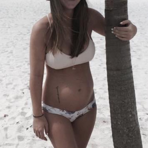 L*Space Bikini Set - Picture 5 of 5